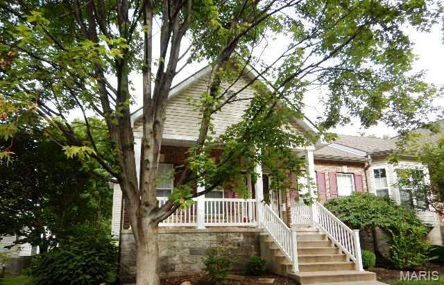 778 Queens Court Place