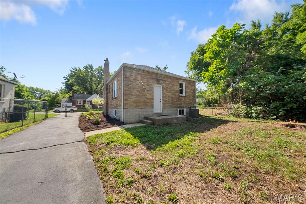 305 Henquin Drive