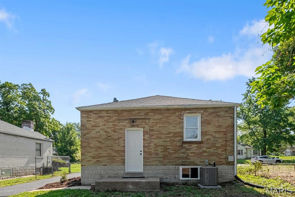 305 Henquin Drive