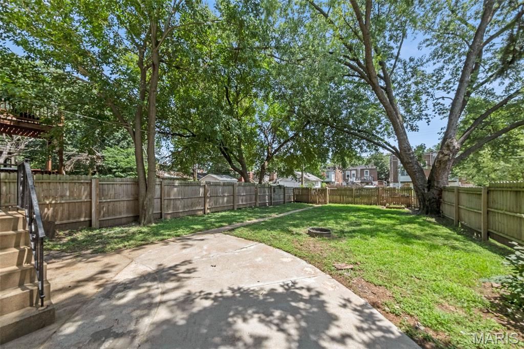 5024 Louisiana Street