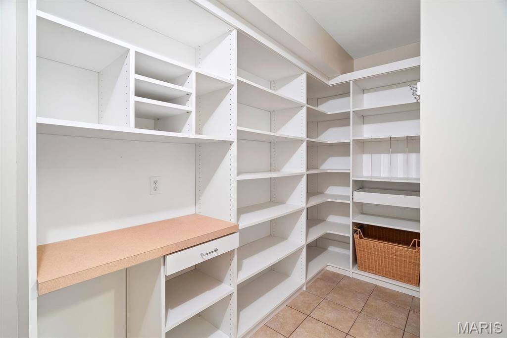 1141 Sunbolt Drive Unit: C