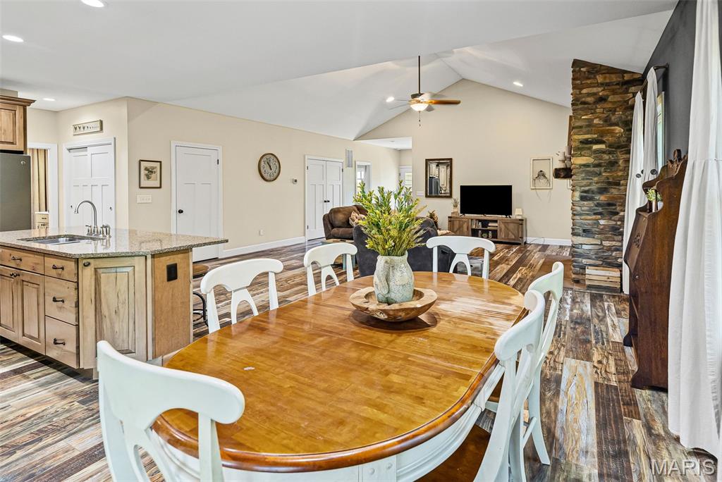 6009 Rolling Hills Lane