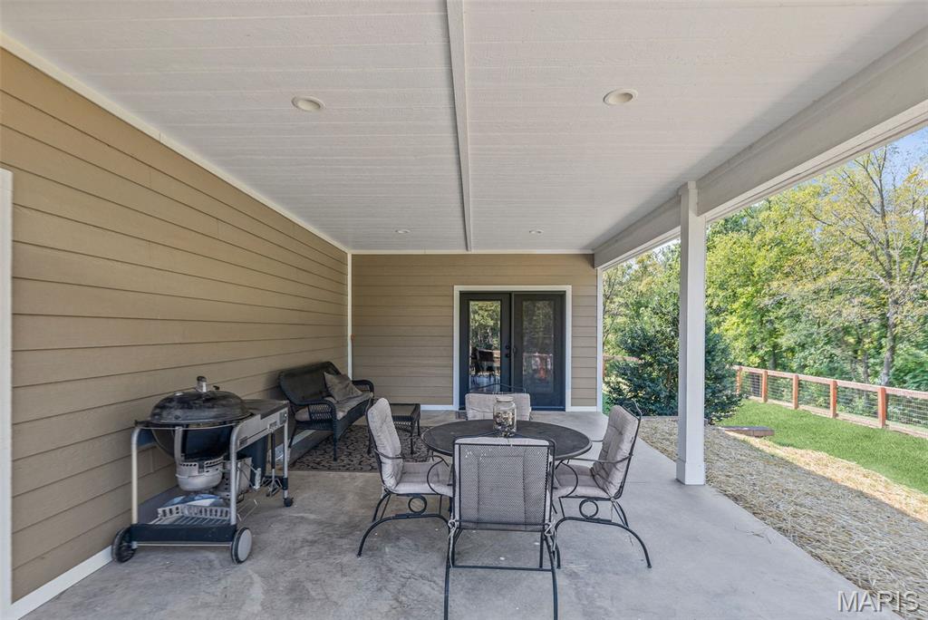 6009 Rolling Hills Lane