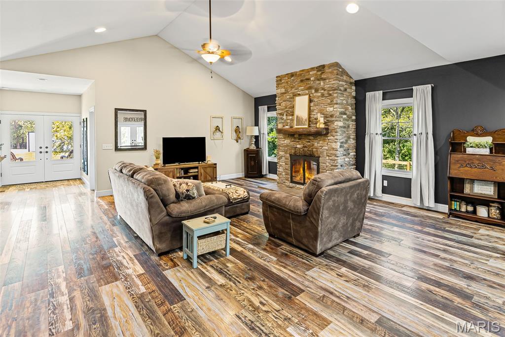 6009 Rolling Hills Lane