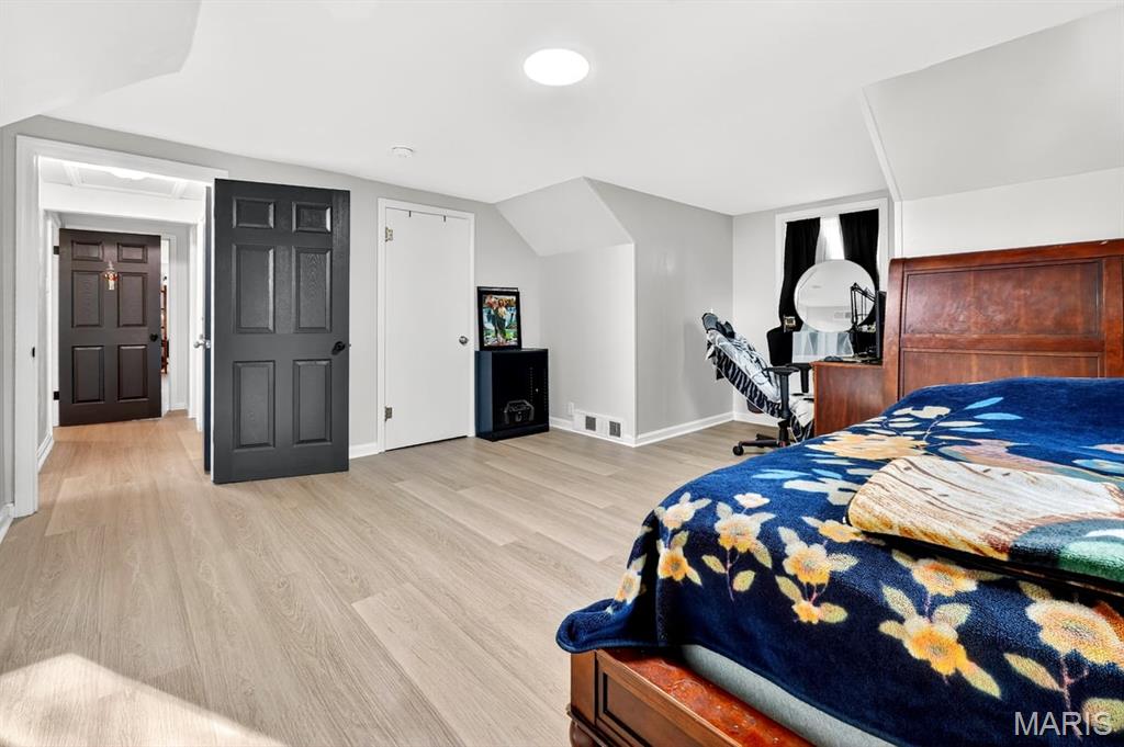 8431 Midland Boulevard