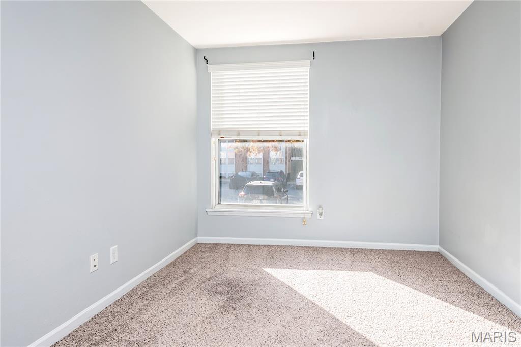 1951 Greenpoint Drive Unit: 204