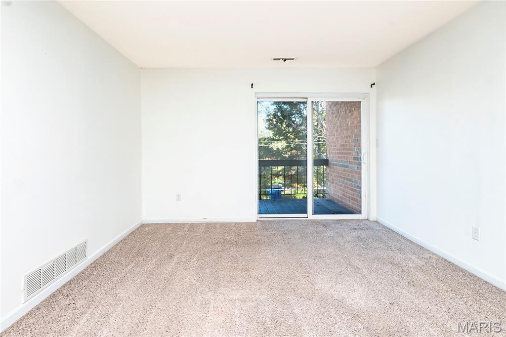 1951 Greenpoint Drive Unit: 204