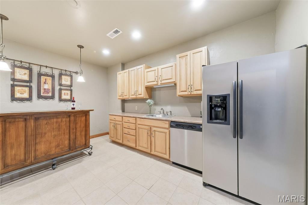 1676 Lancaster Drive