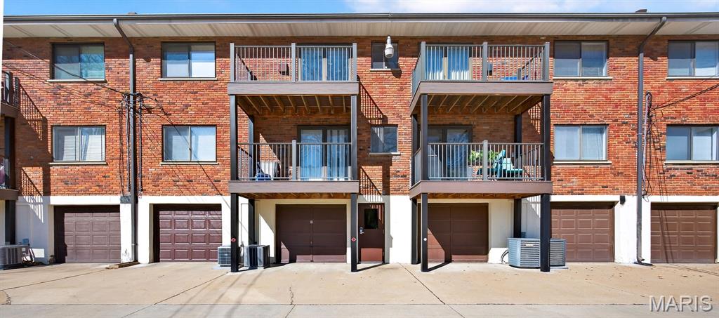 7908 Camelot Lane Unit: 4