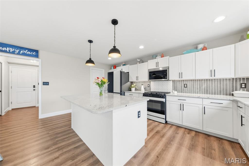 4825 Sierra View Place