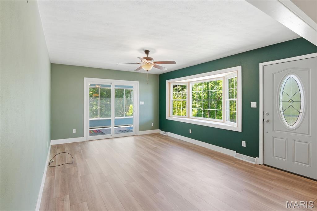 405 W Schaefer Street
