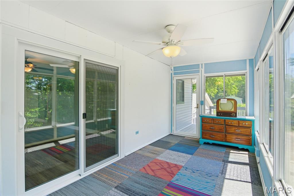 405 W Schaefer Street