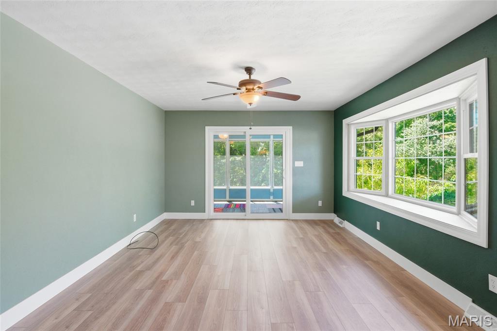 405 W Schaefer Street