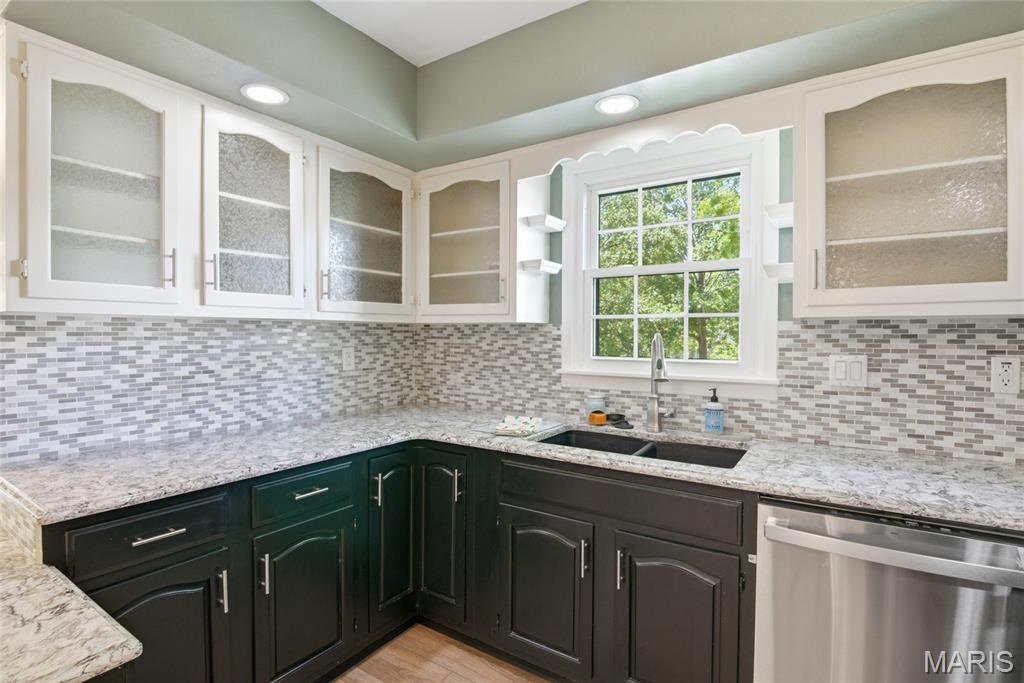 405 W Schaefer Street