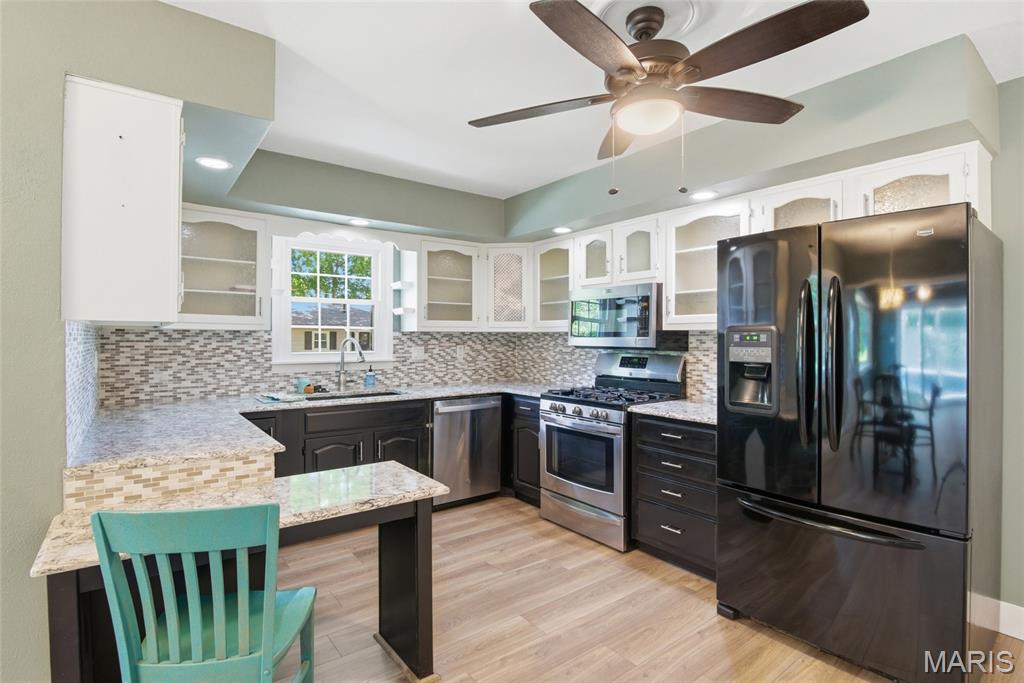 405 W Schaefer Street