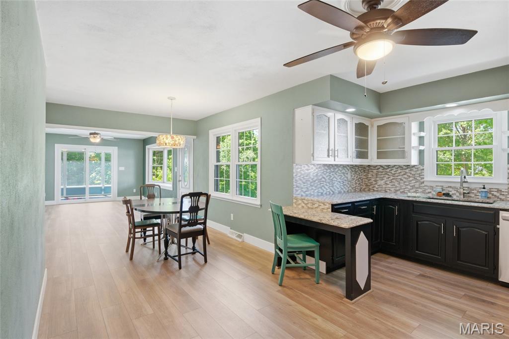 405 W Schaefer Street