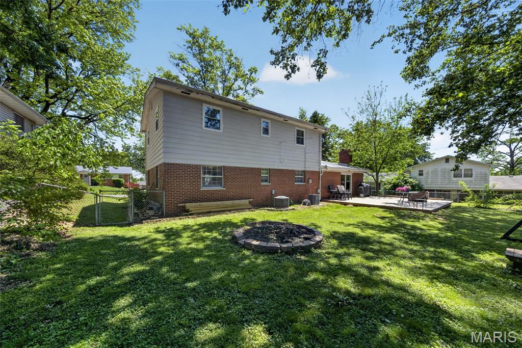 129 Williamsburg Drive