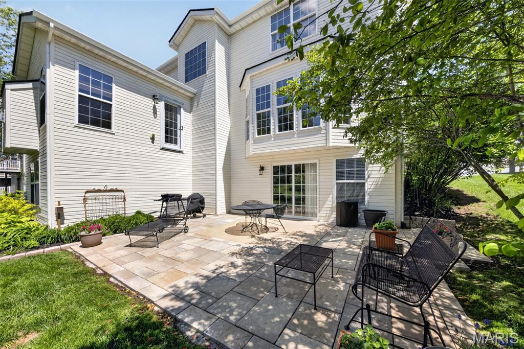 1205 Simeon Drive