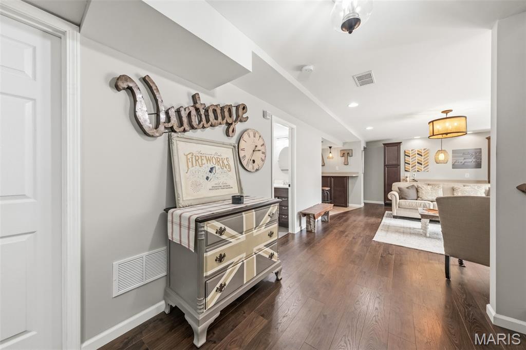 1205 Simeon Drive