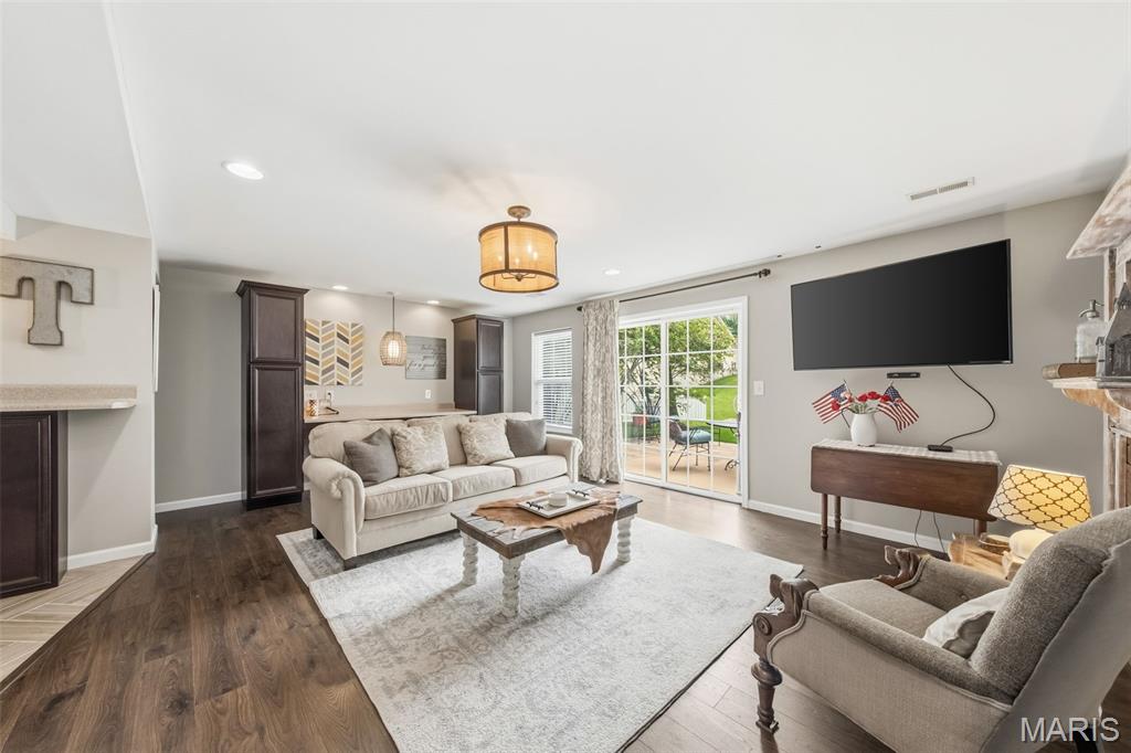1205 Simeon Drive