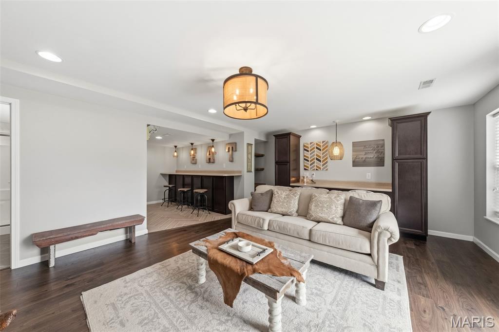 1205 Simeon Drive