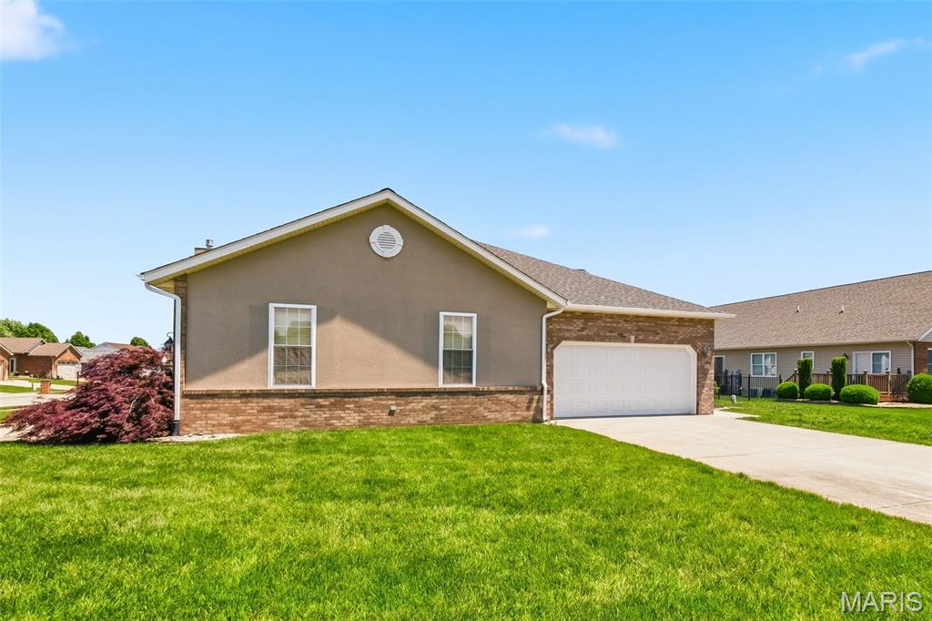 85 Chase Way