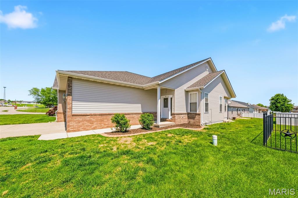 85 Chase Way
