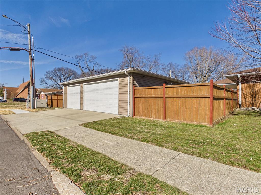 3101 Willow Avenue