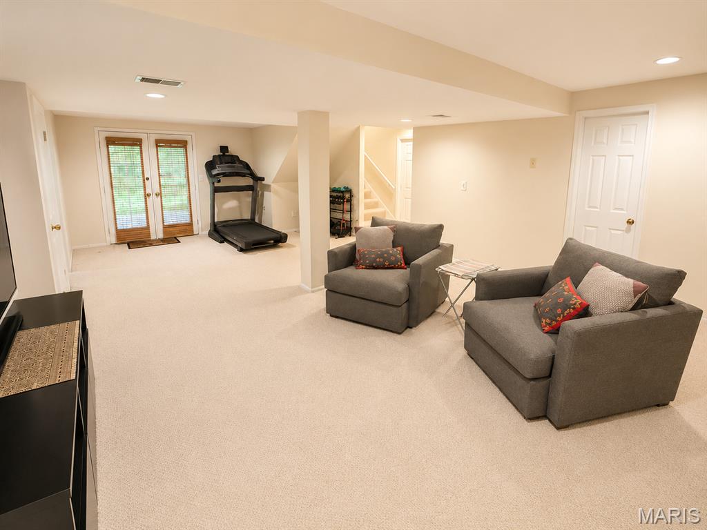 2055 Meadowbrook Way Drive