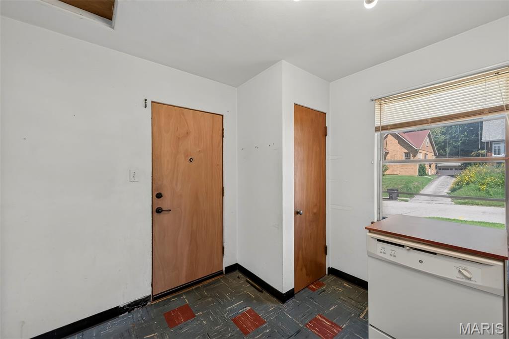 38 S 86th Street