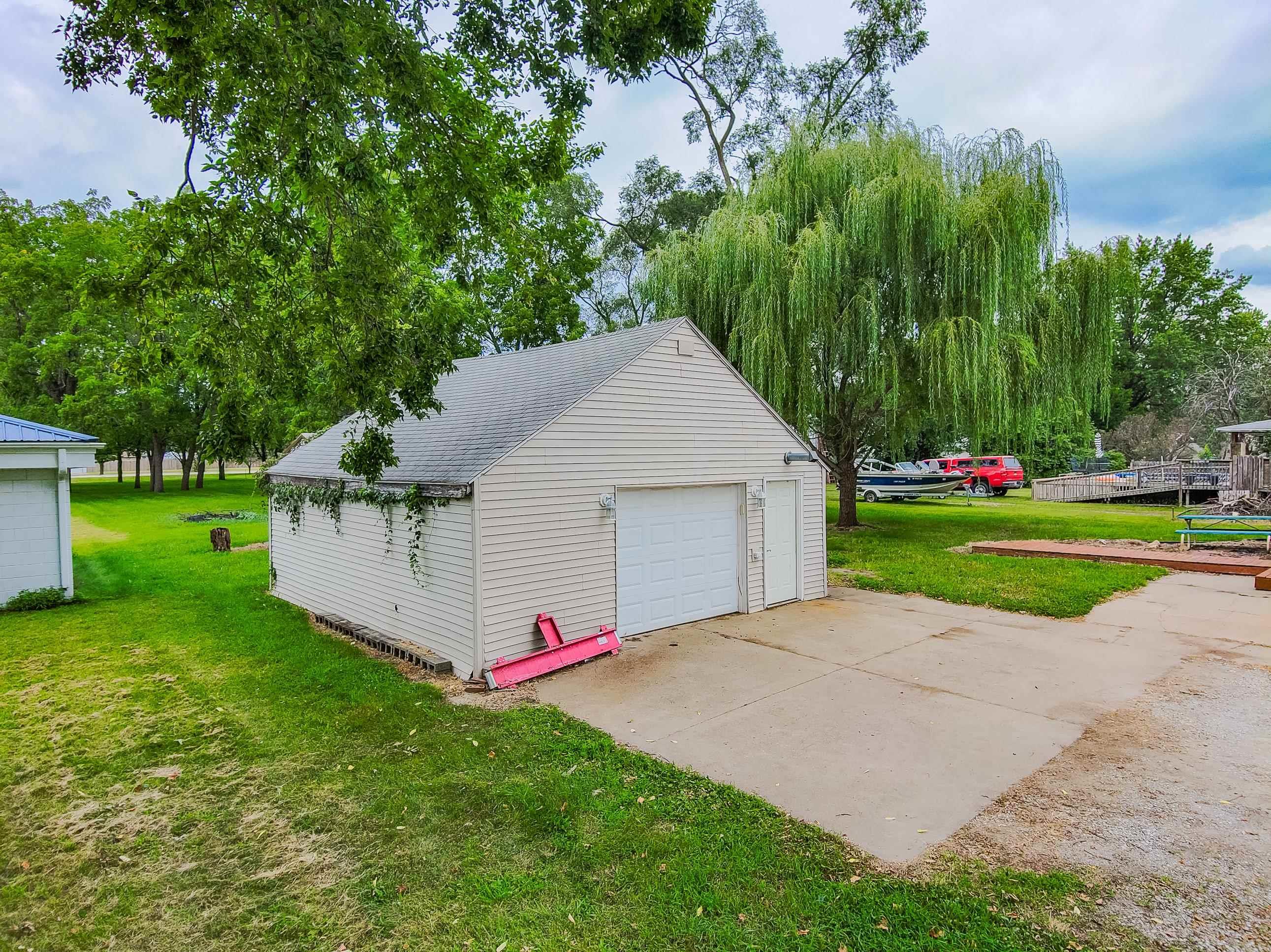 536 Grand Boulevard