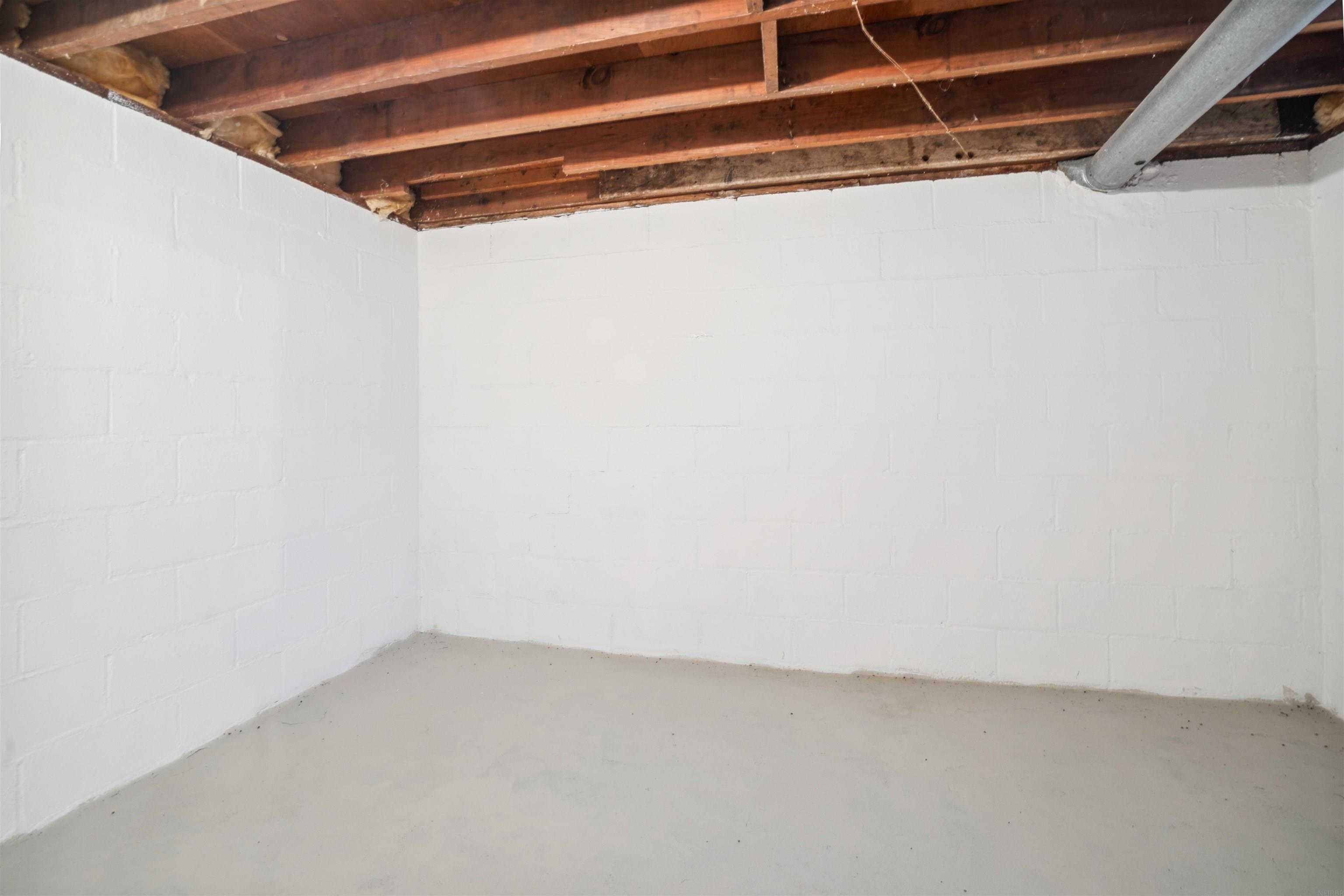 317 9th Ave NE