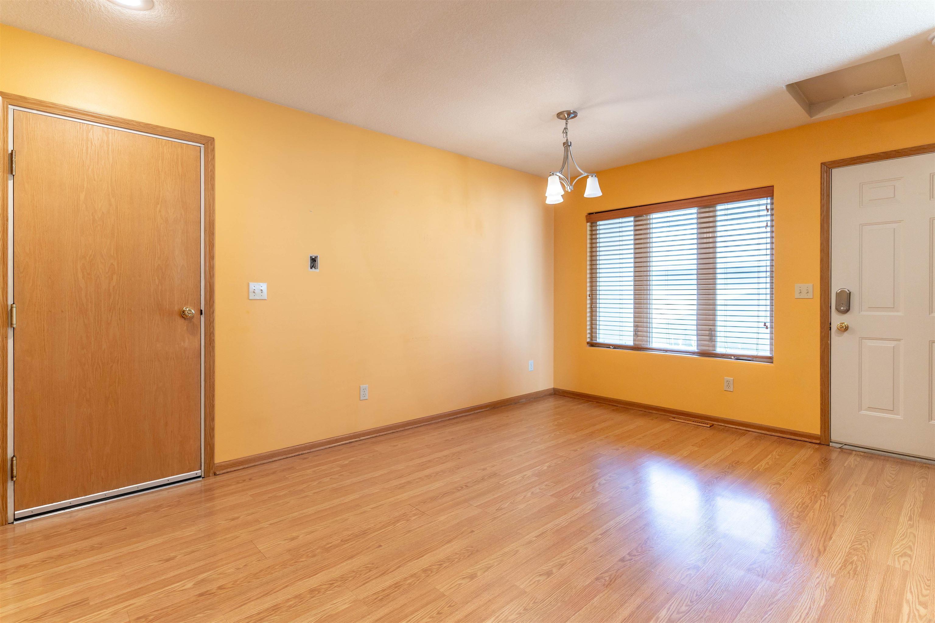 1431 Asbury Lane