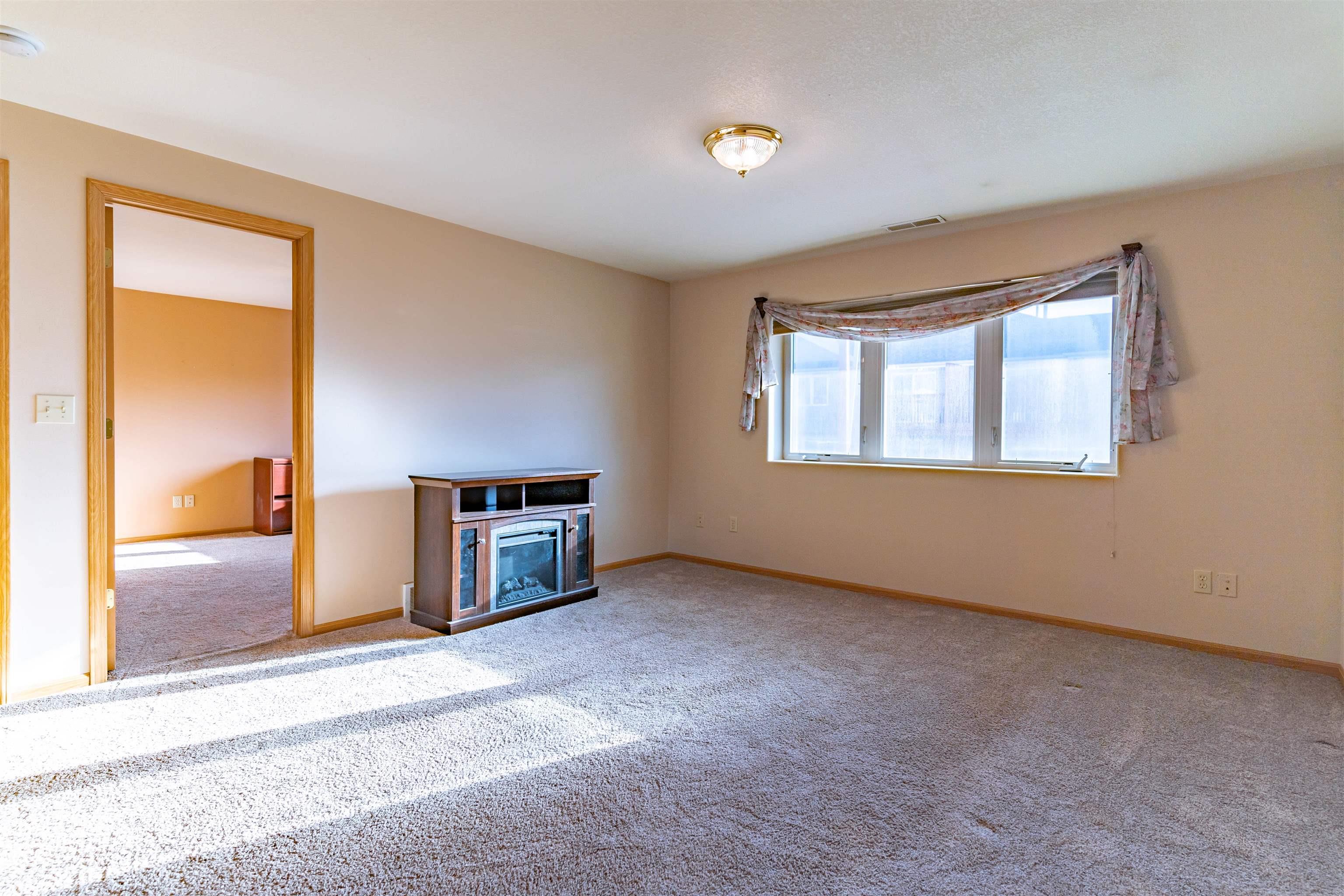 1431 Asbury Lane