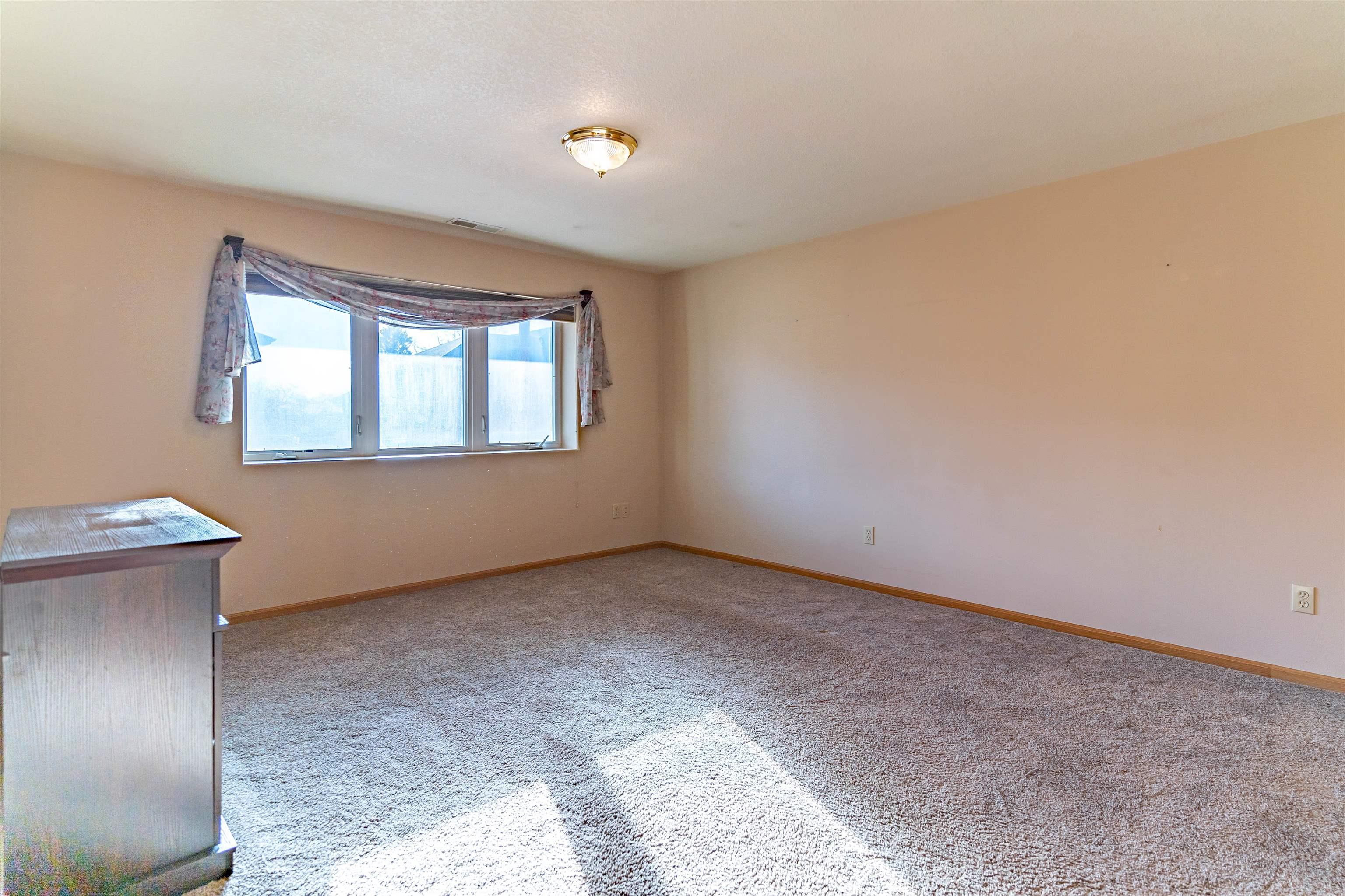 1431 Asbury Lane
