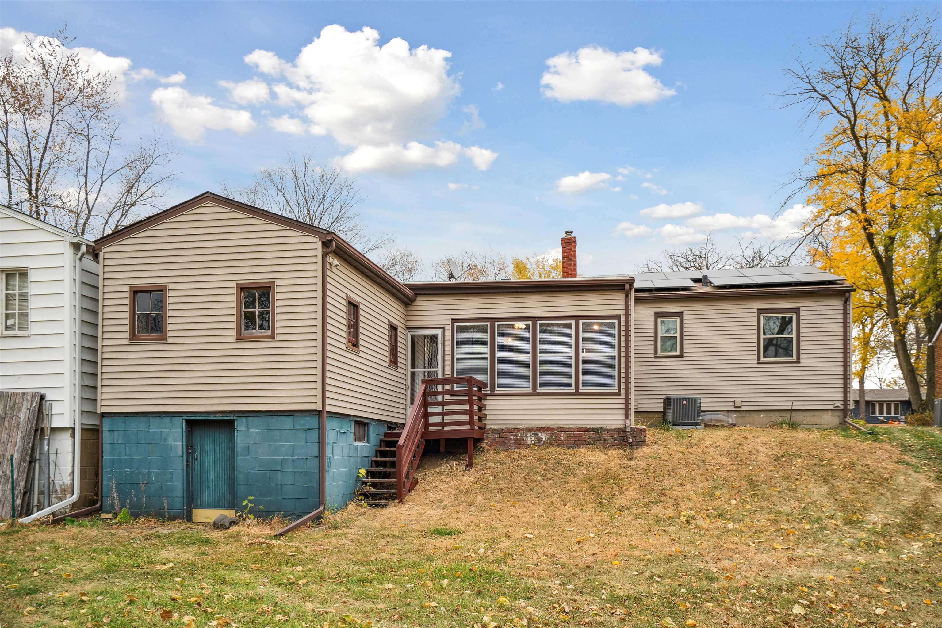 122 S Hackett Road