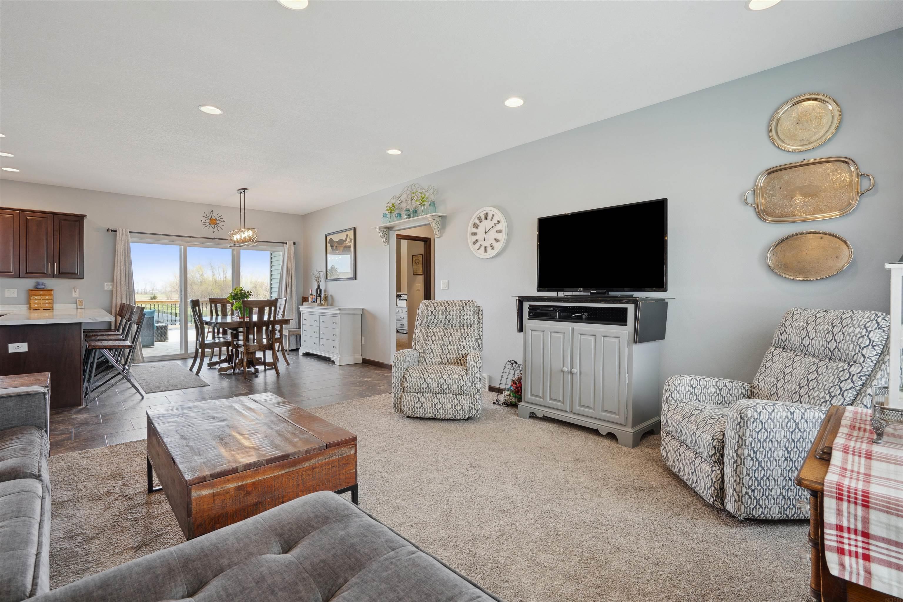 2182 Frost Ave.
