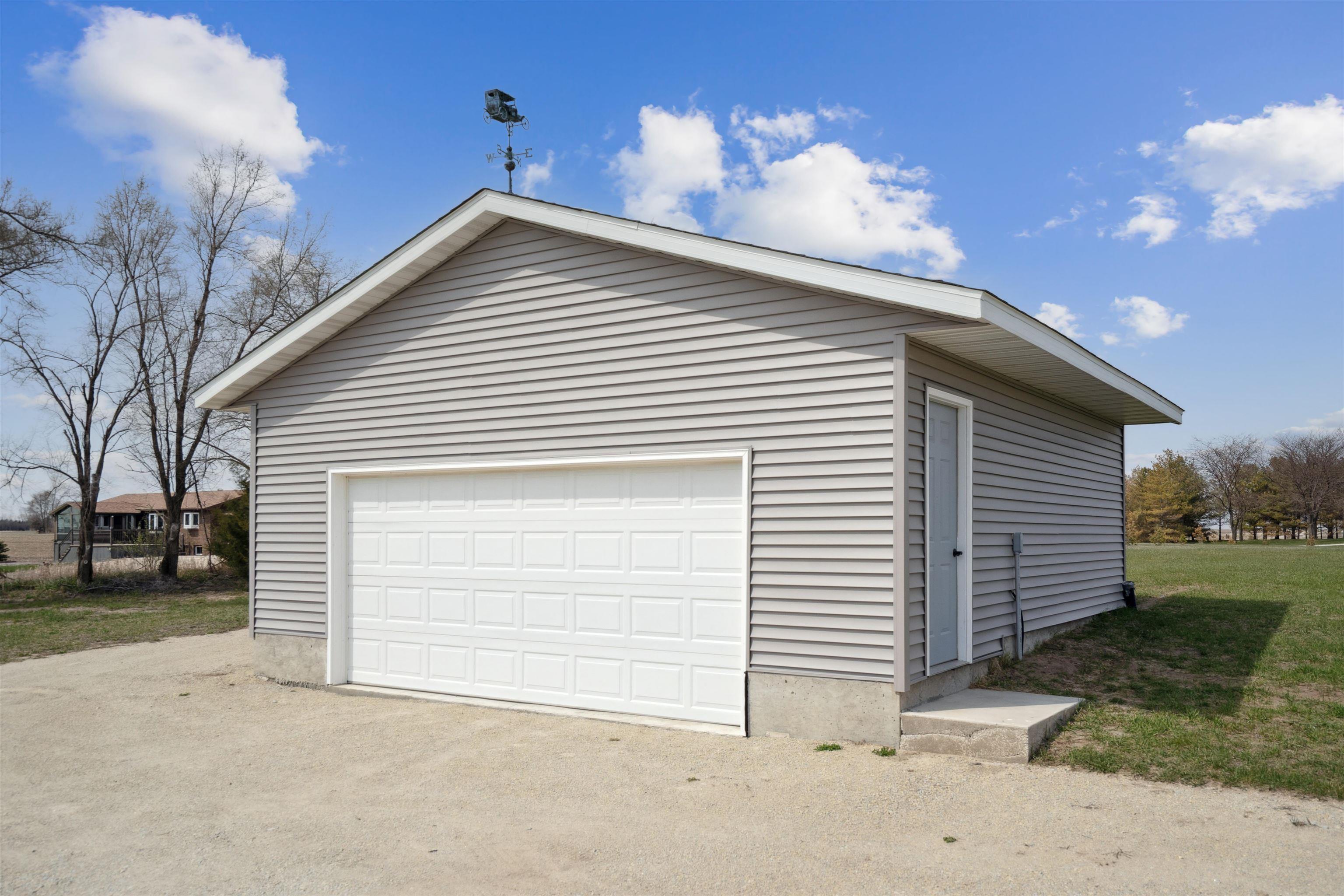 2182 Frost Ave.