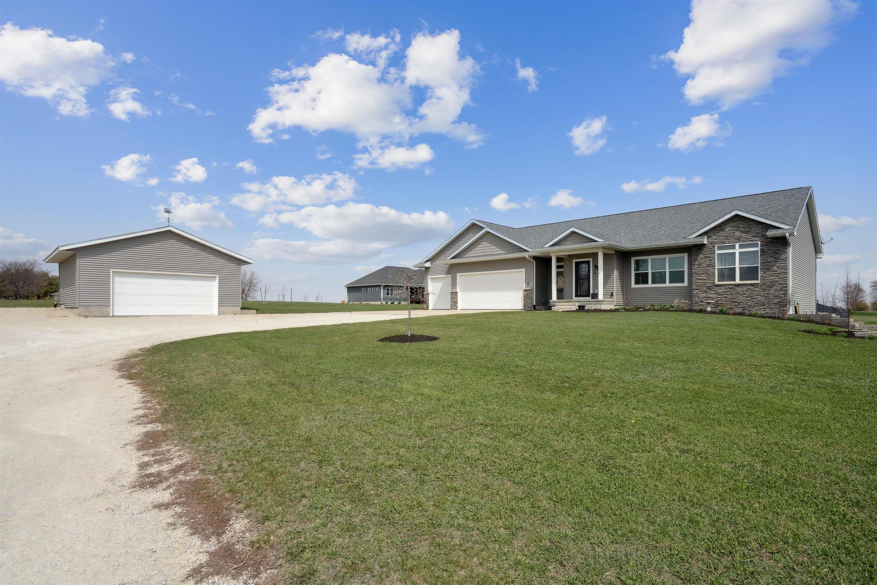 2182 Frost Ave.