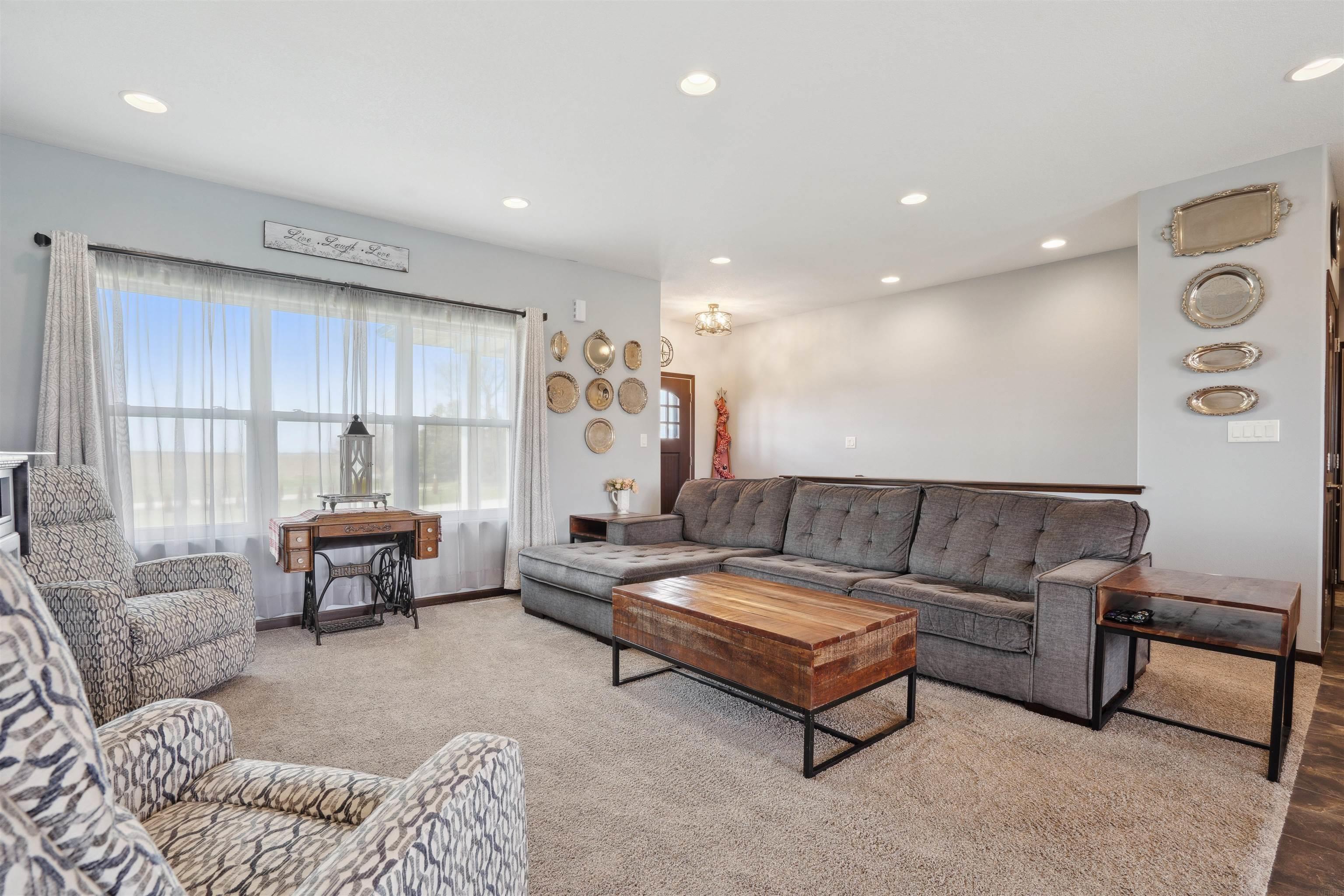 2182 Frost Ave.