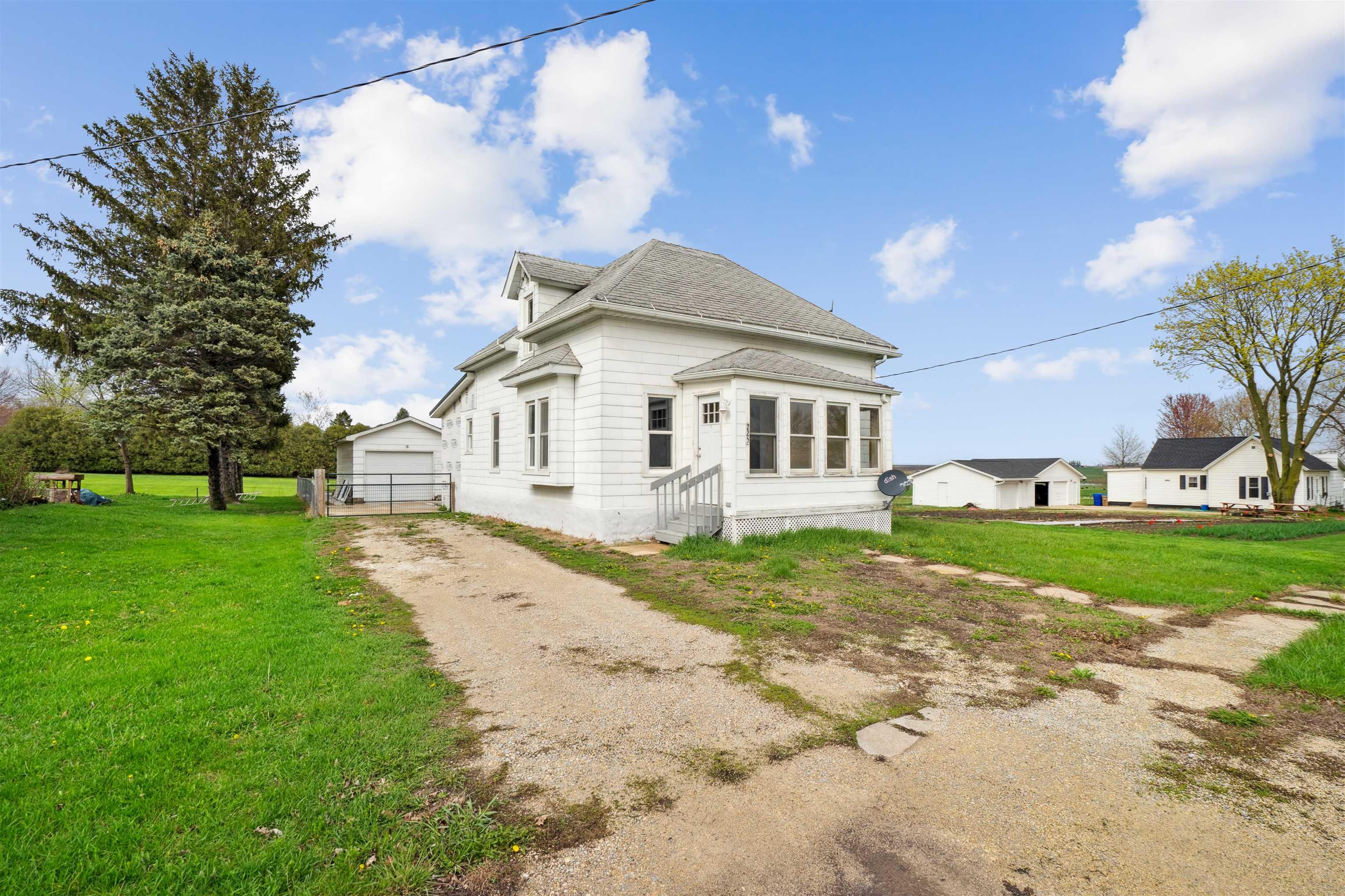 225 E. Monroe Street