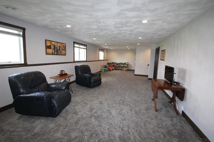 1691 N Cunningham Road