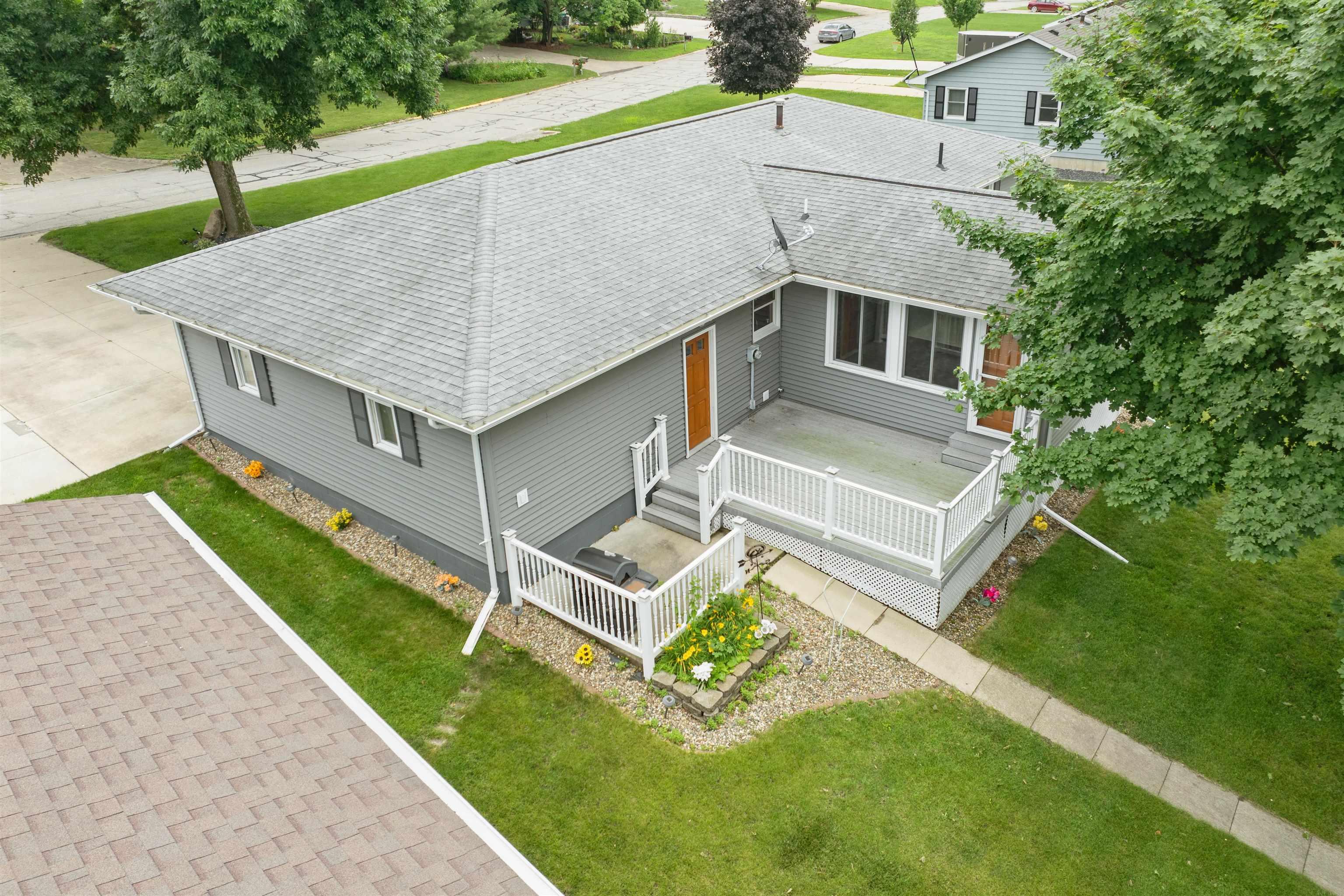 111 SE Terrace Drive