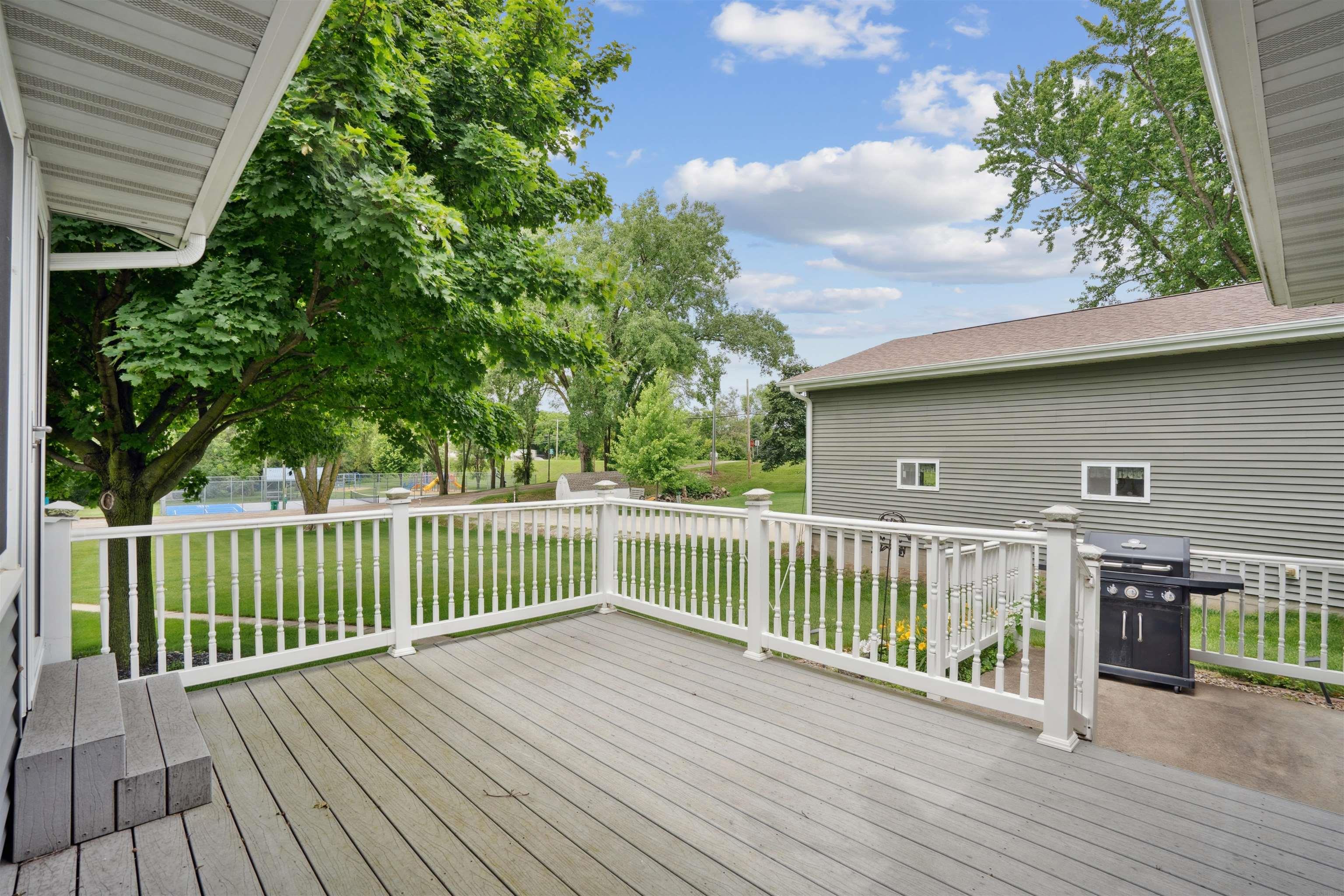 111 SE Terrace Drive