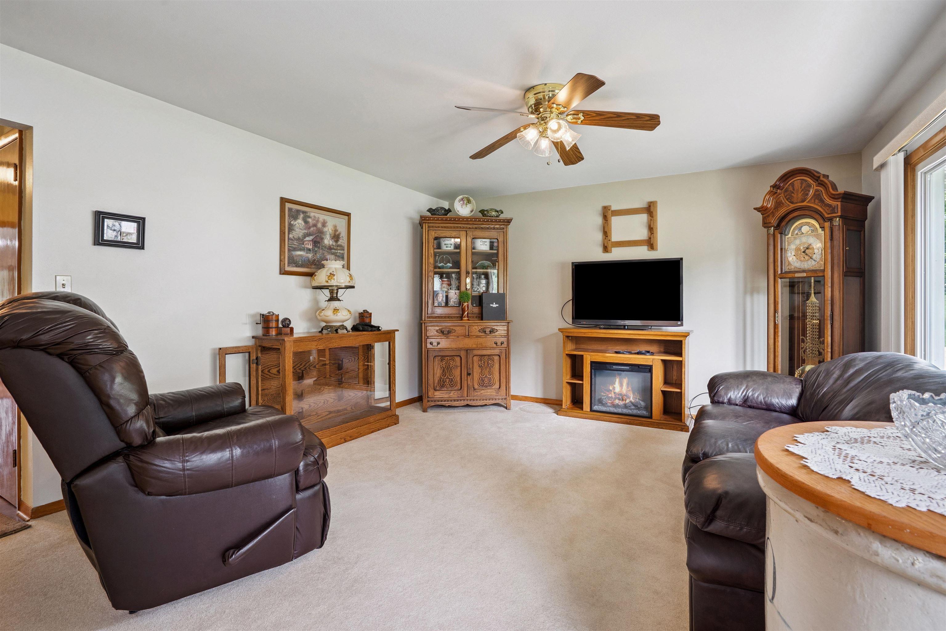 111 SE Terrace Drive