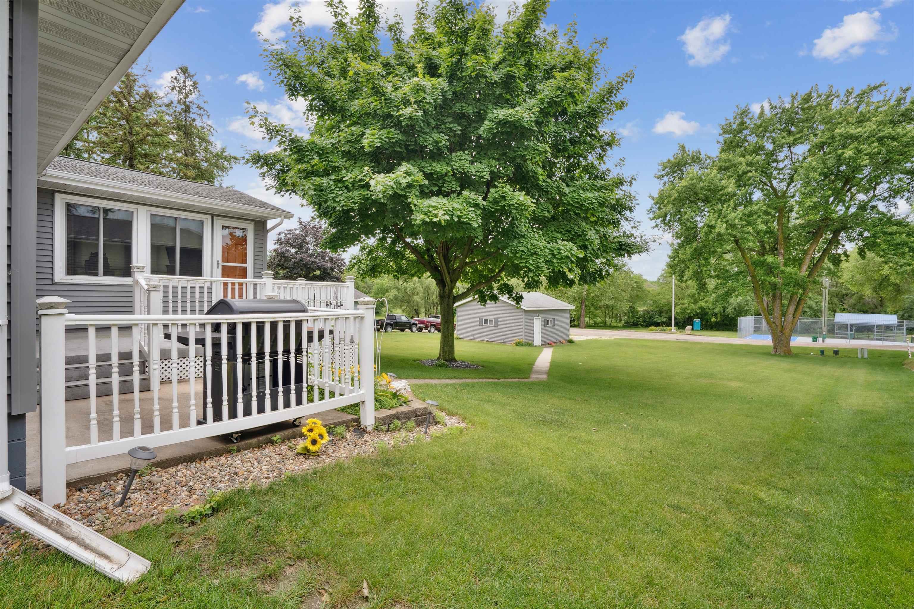 111 SE Terrace Drive