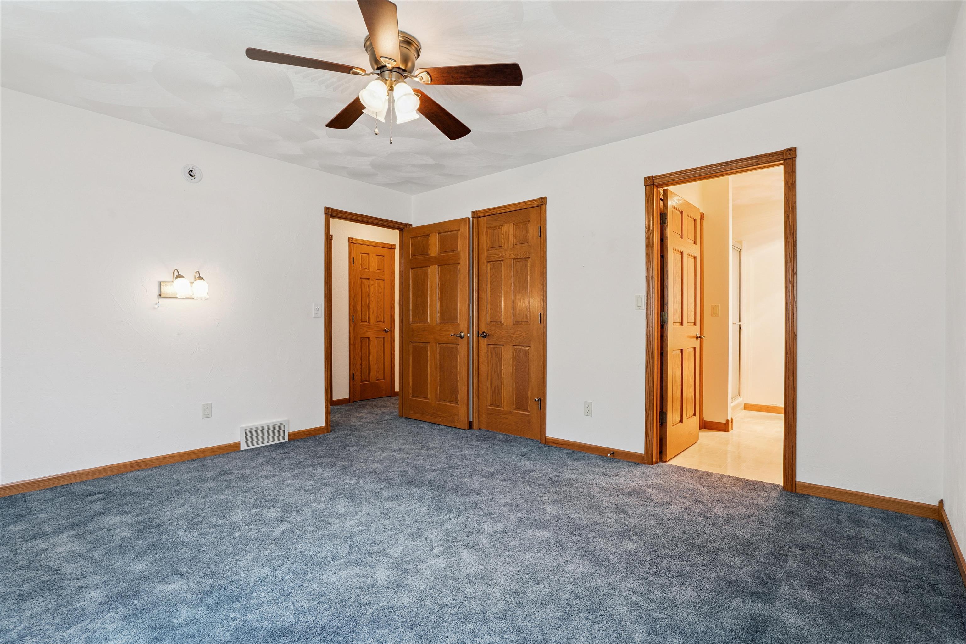 1101 NE 6th Street