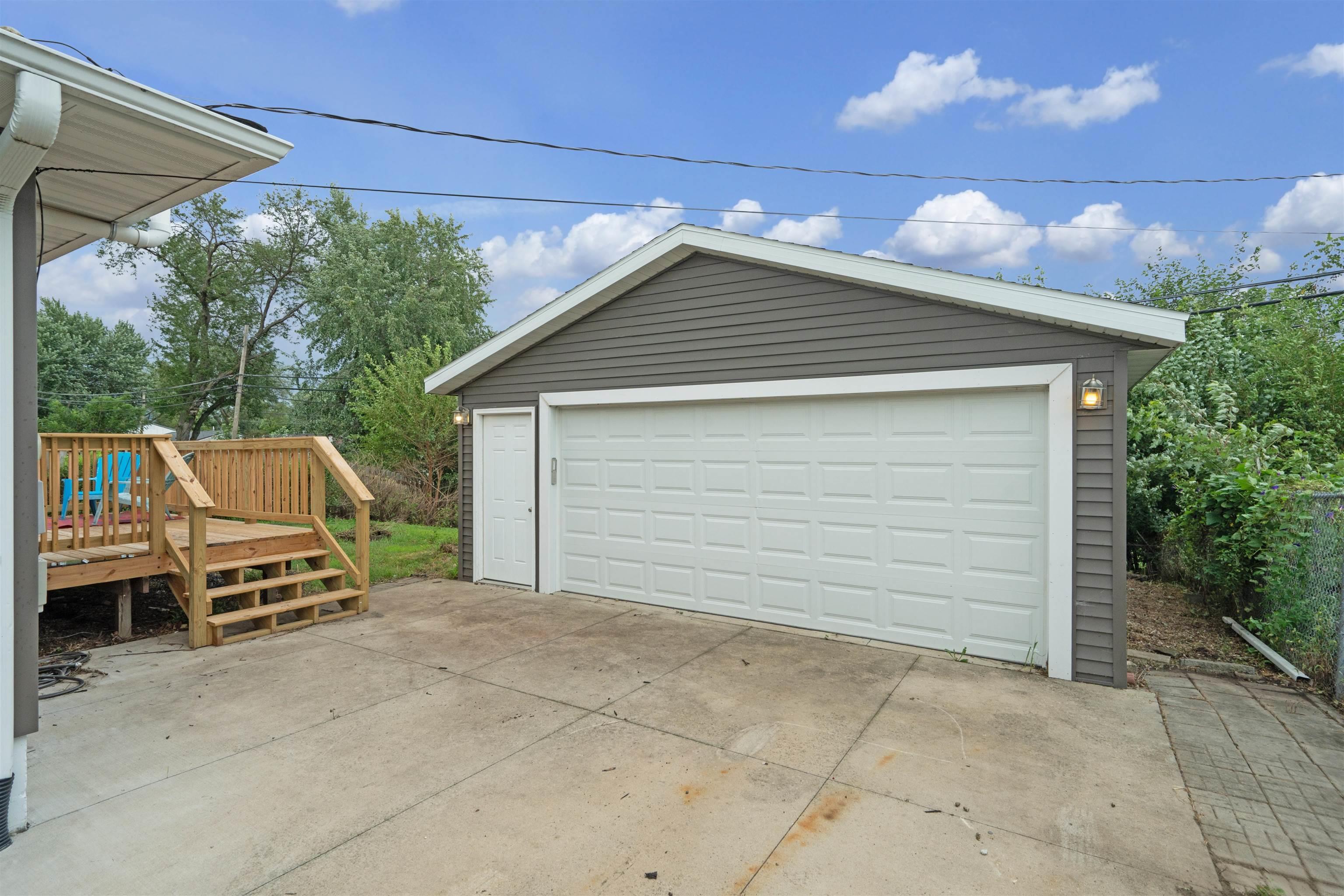 4821 NW Midway Drive
