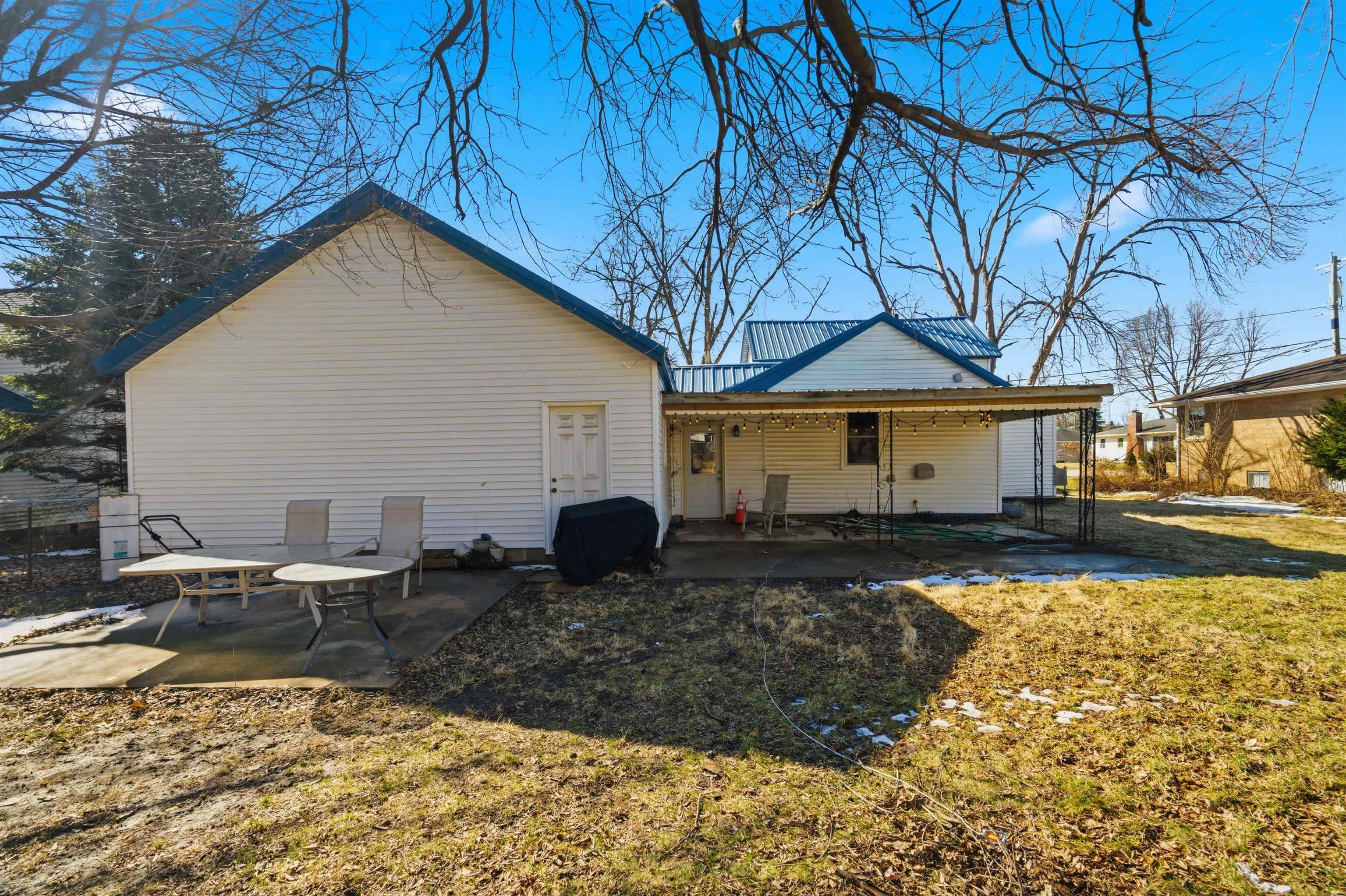 708 SE 3rd Street