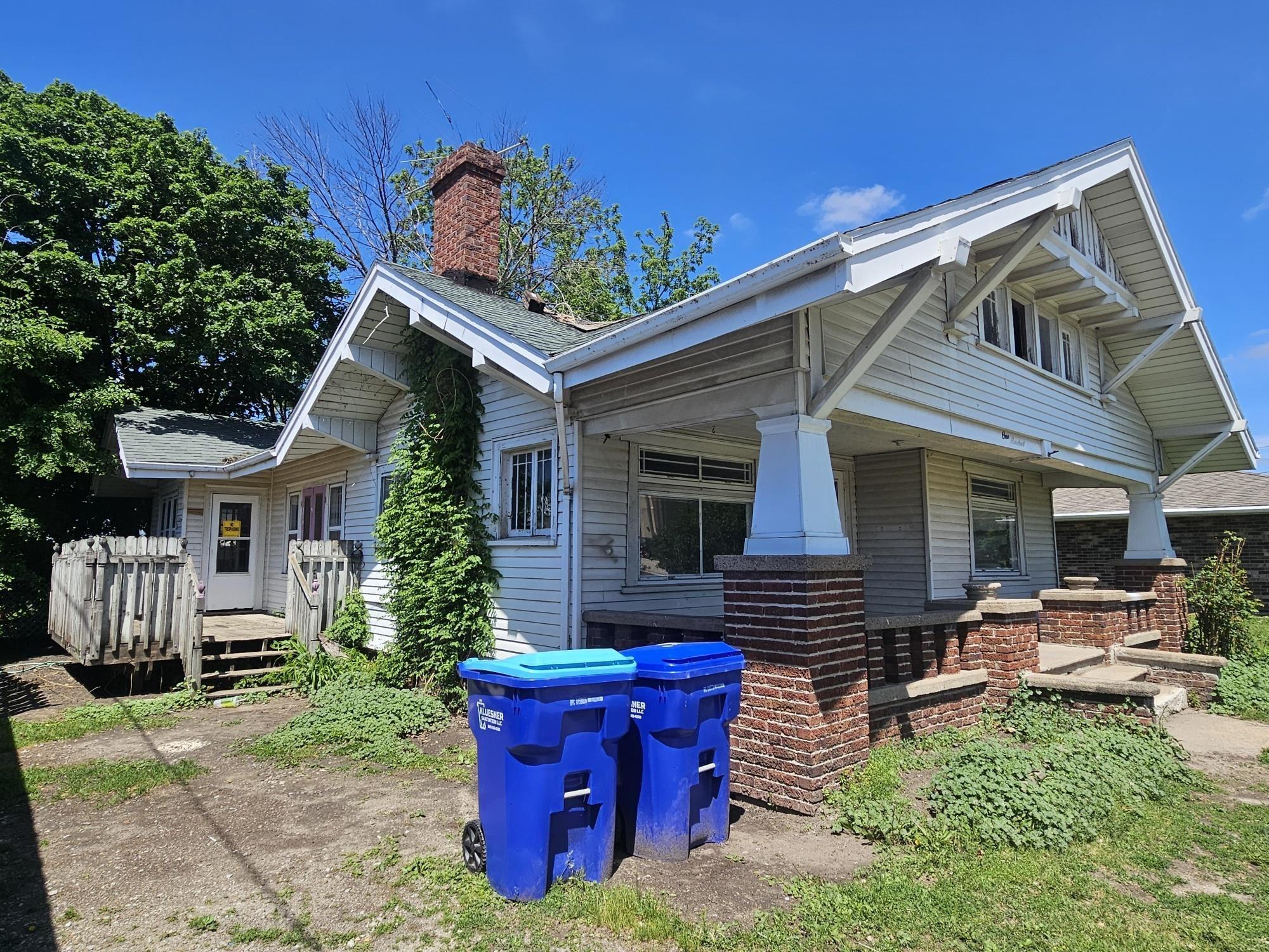 111 5th Ave NE